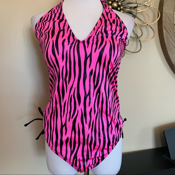 VENUS Swim Venus Size 6 Pink Zebra One Piece Swimsuit Poshmark